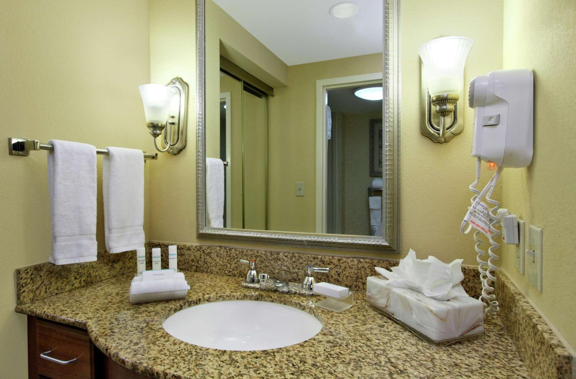 Homewood Suites By Hilton Chesapeake - Greenbrier Zewnętrze zdjęcie
